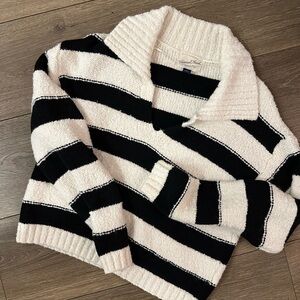 Cozy Black and White Pullover Sweater